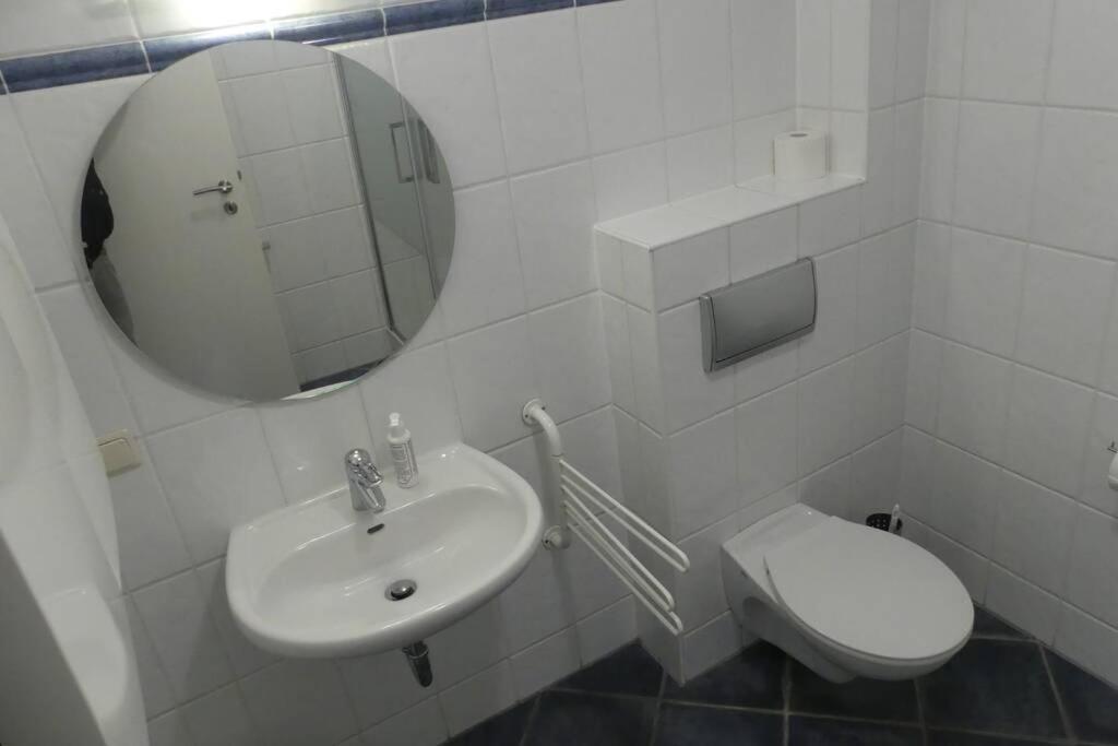 Apartment Einliegerwohnung Mit Wintergarten Kleinmachnow