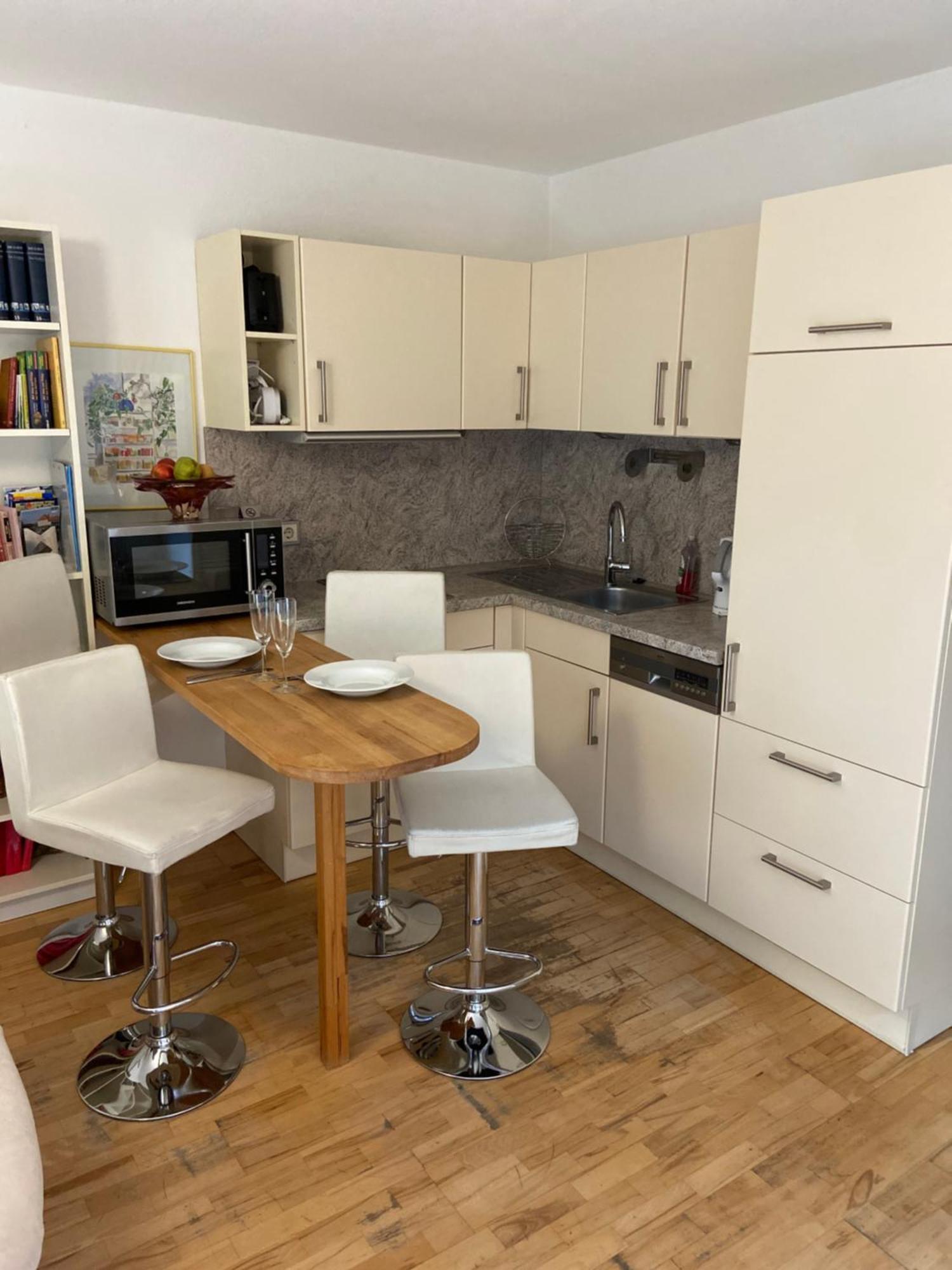 Einliegerwohnung Mit Wintergarten * Kleinmachnow